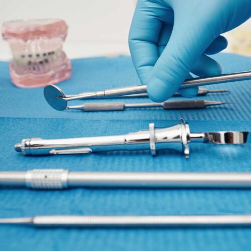 set-metal-medical-equipment-tools-dental-care